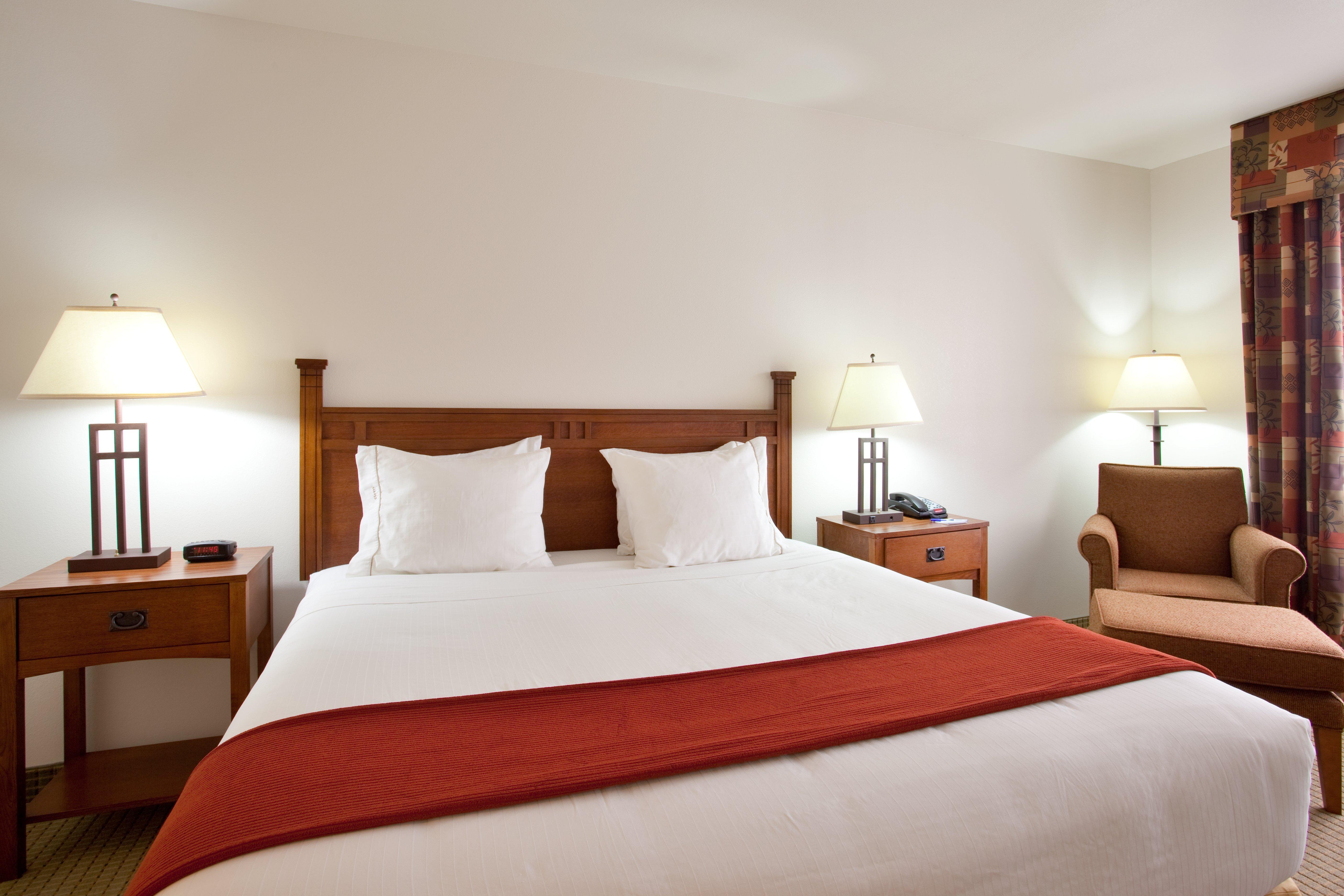 Holiday Inn Express Hotel & Suites Mattoon By Ihg Exterior photo